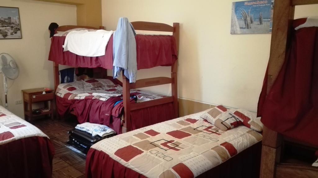 Friends House Bed and Breakfast Lima Exterior foto